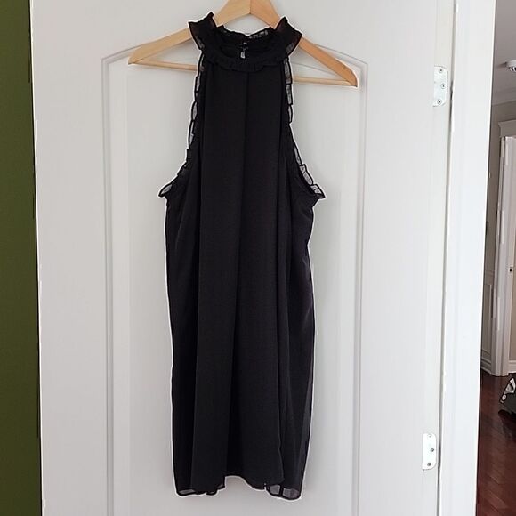 BCBG Sleeveless Cocktail Dress Lined Double Hook Neck Date Night Party Cute Sexy - Picture 1 of 8